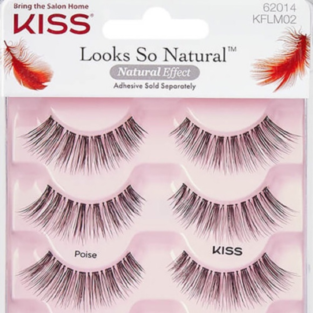 False Lashes (11 count)